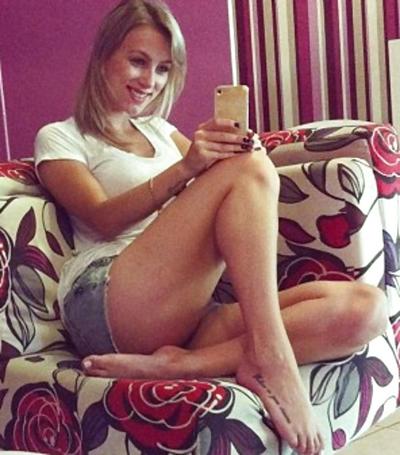 20P Sexy Dressed Girls That Make me Cum 1 - please comment