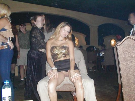 25P Mature Upskirt - 13