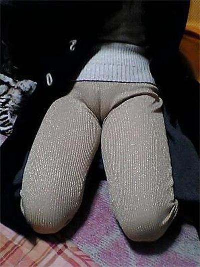 24P Fotze frisst Hose - cameltoe