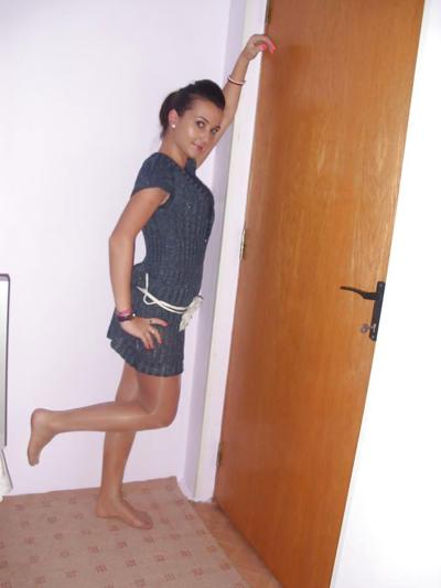 25P VALENTINA romanian escort