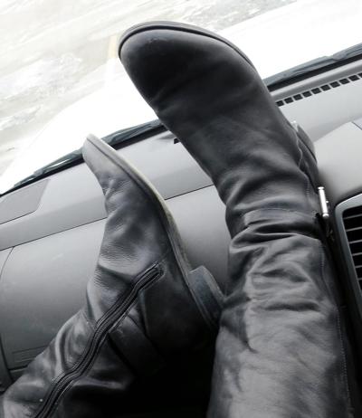 25P Des bottes et du sperme