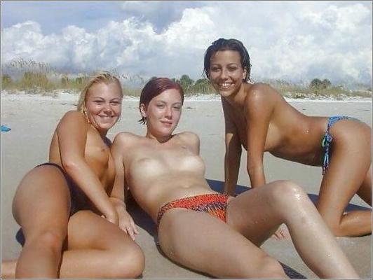 20P Naked beach 37.