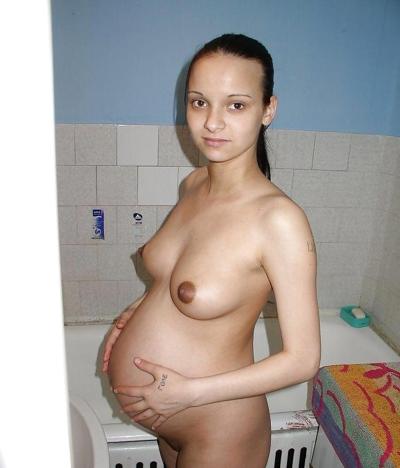 25P Jolie Et Enceinte 14