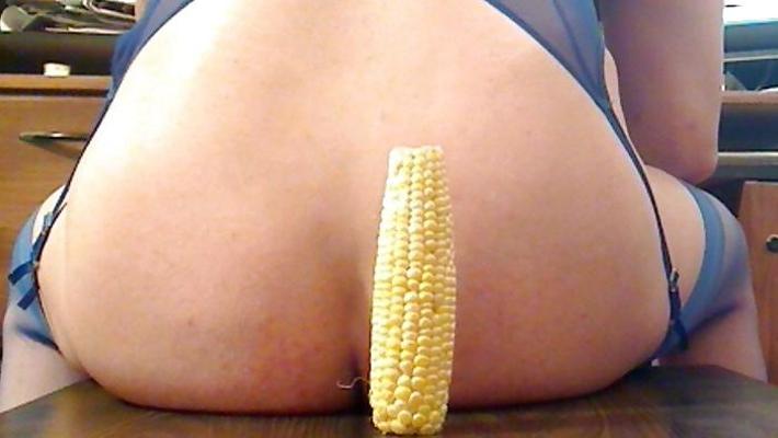 7P Fucking my ass with a corn cob