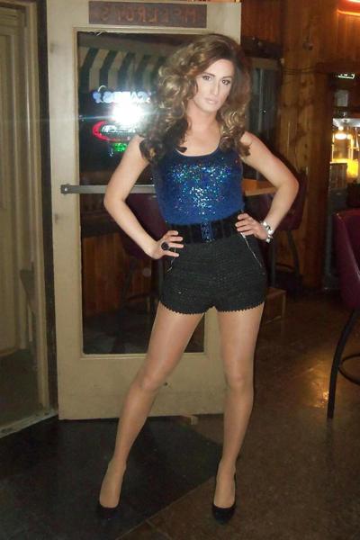 25P Beautiful Tranny Jem