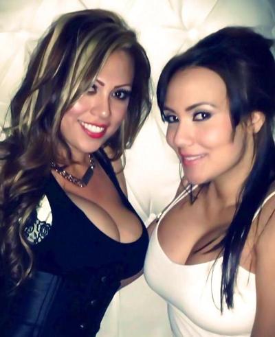 22P Stunning latina milf