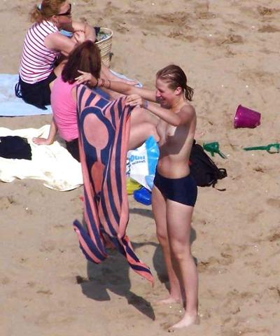 25P The beach 162