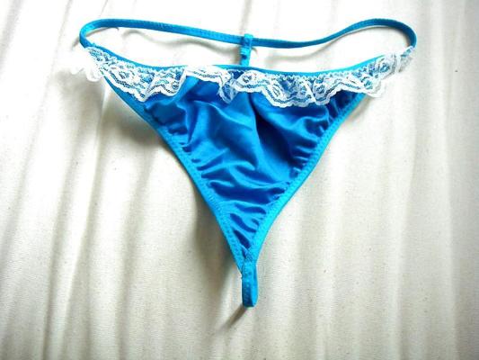 7P Friends bra and panty