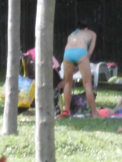 6P UNA HERMOSA CHICA ALEMANA EN EL CAMPAMENTO