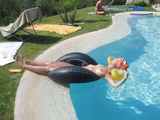 21P Teen Girls on Vacation P2