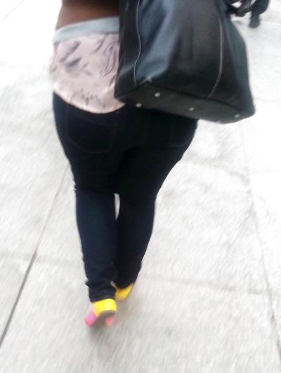 10P Centre-ville de Toronto, Canada - Jeans Booty