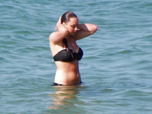 14P Mezcla de bikini y topless
