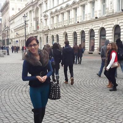 23P Romanian girl: Roberta