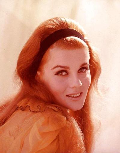 25P Ist jemand ein Fan von Ann Margaret?
