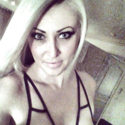 6P Blond with huge tits