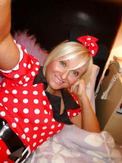 17P Sexy Hot Horny British Blonde Slut MILF