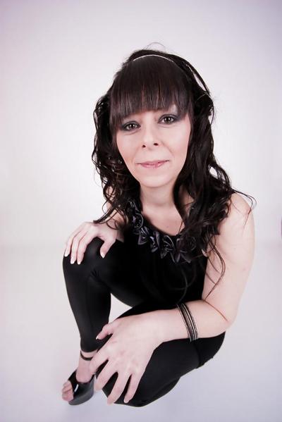 8P MILF in Leggings