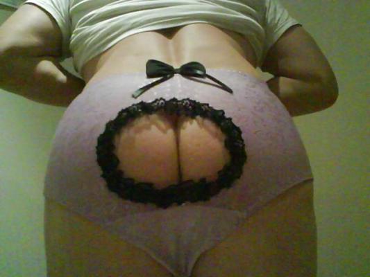 9P Sissy pants