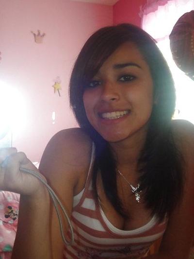 25P Hot Teen in Underwear