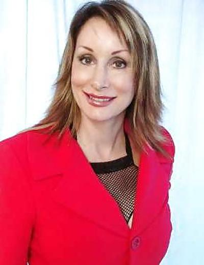 23P Abigail Fraser-Stacie Fillmore-Déesse mature