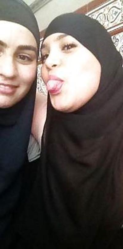 14P REAL HoT , MUSLiM GIRLS !! COMMENTS PLEASE