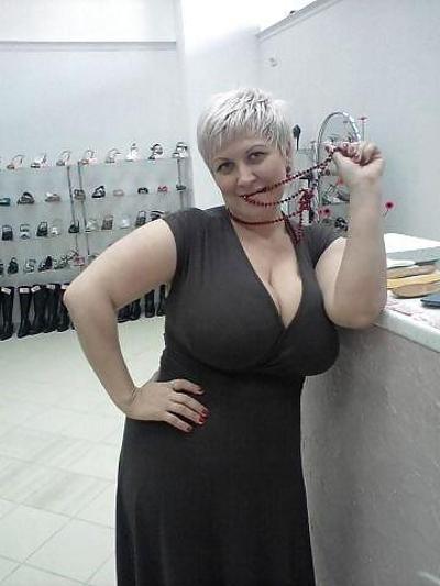 19P 巨乳ロシア人女性 1317