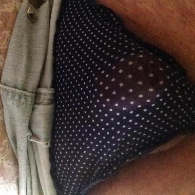 4P 青いパンティーと短いスカート
