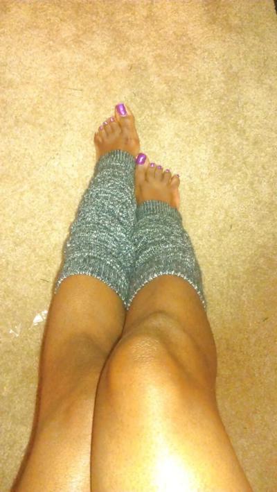 10P Sexy Ebony Toes In Stockings
