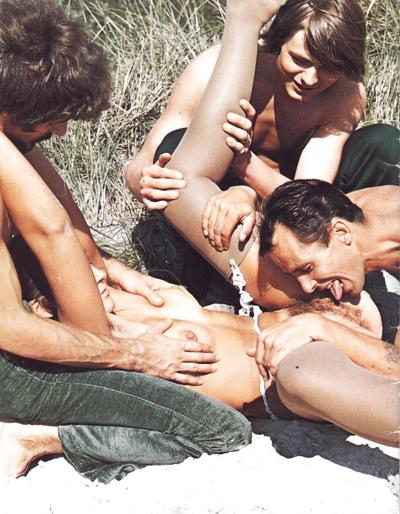 25P Favorite Classic Beach scene