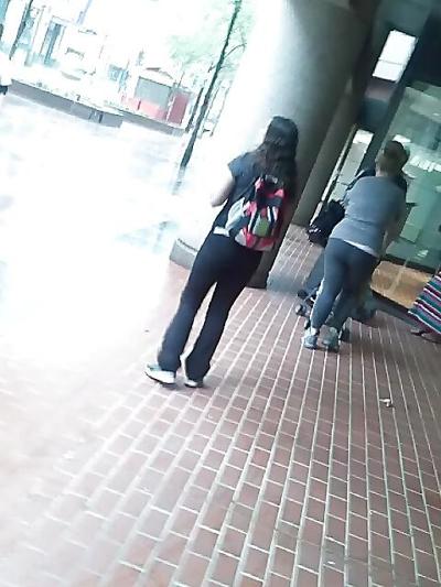 12P Sluts i spy on some preggo