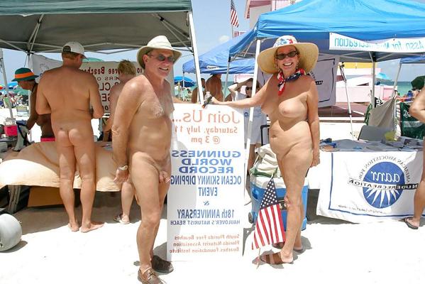 5P Plage nue 48.