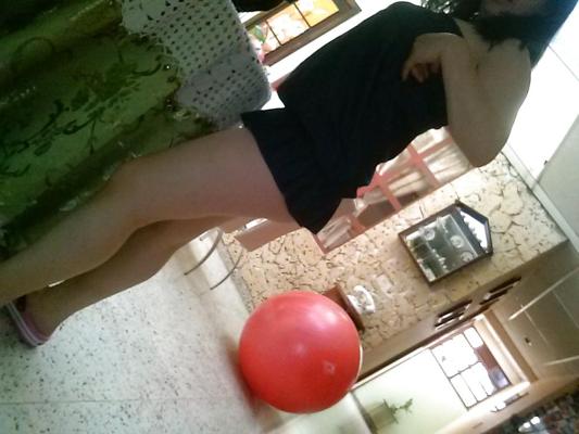 7P Latin girl