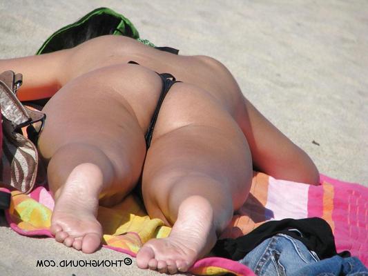 23P Amazing Nude Beach, Voyeur, Candid Photos Part 3