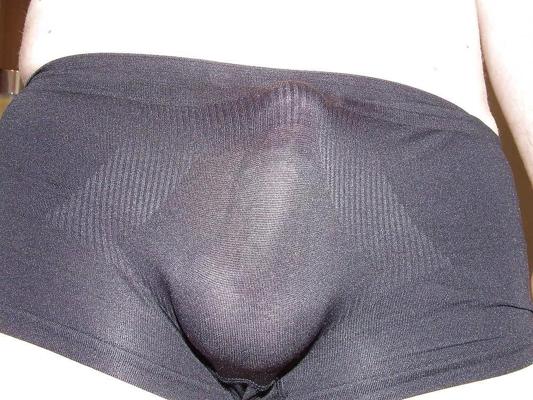 6P Who wants to blow me,woman or TV