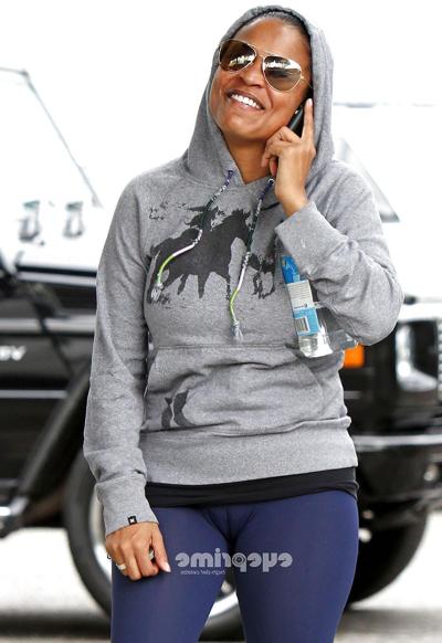 25P Celebrity Cameltoe's 2