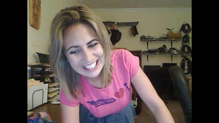11P 義理の妹とSkype