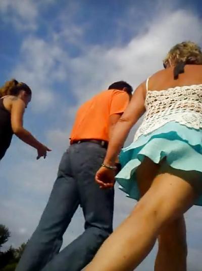 11P Slut flashed in park