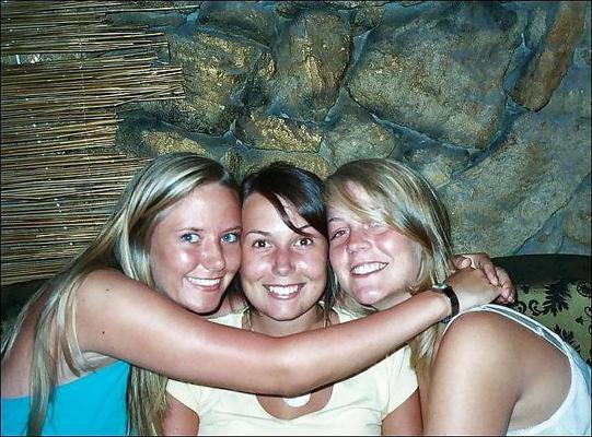 25P Teens on holiday