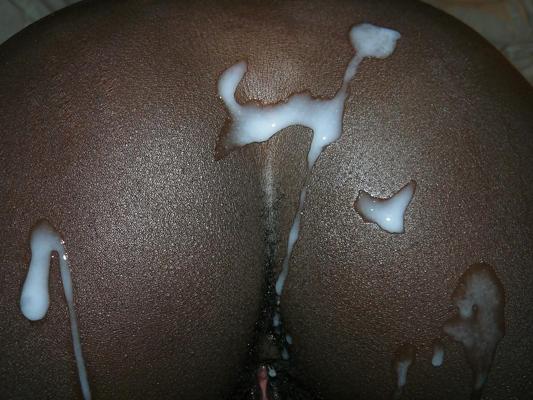 17P Fuck & Cumshot on the black ass of my wife 2