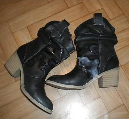 4P Cum on wife boots