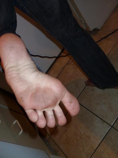 7P Dirty feet Smell my feet