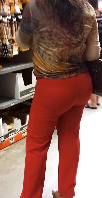 9P Juteuse VOYEUR Mexicaine MATURE Lady GROS CUL