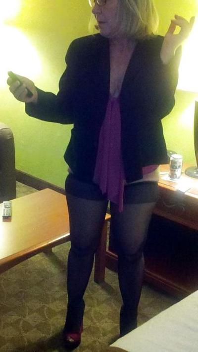 11P Gray Haired Whore 20121013