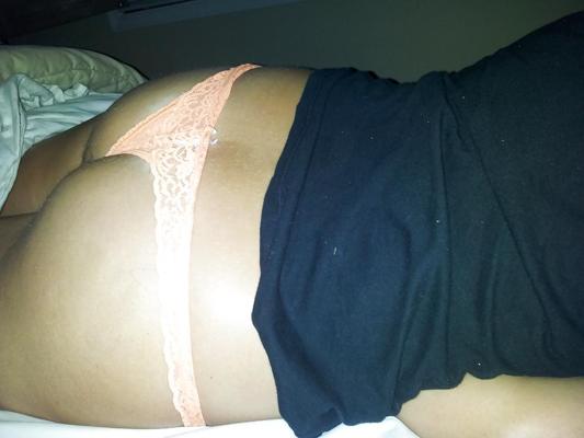 5P Wife in bed 4