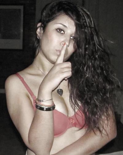 10P Isabella - Latina Rocker Bitch 