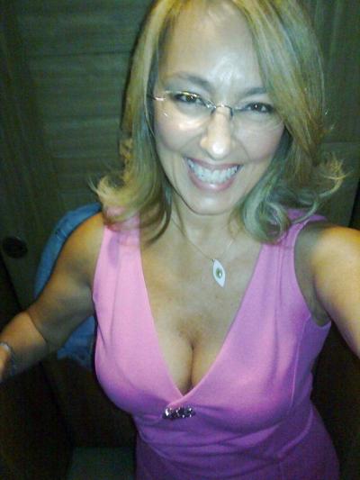 25P NYLON FETISH MILF MATURE COUGAR