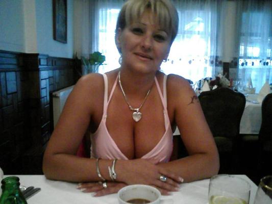 15P Serbian MILF Ljilja