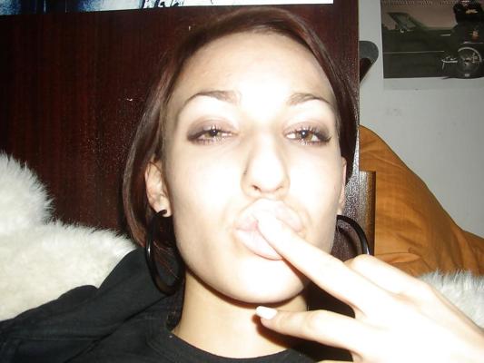 25P Hot College Girl Selfshot 1of2