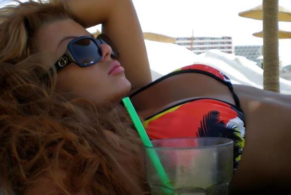 25P Sunny Blue aka Samantha Styles