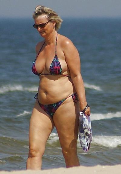 18P Mature on the beach 3